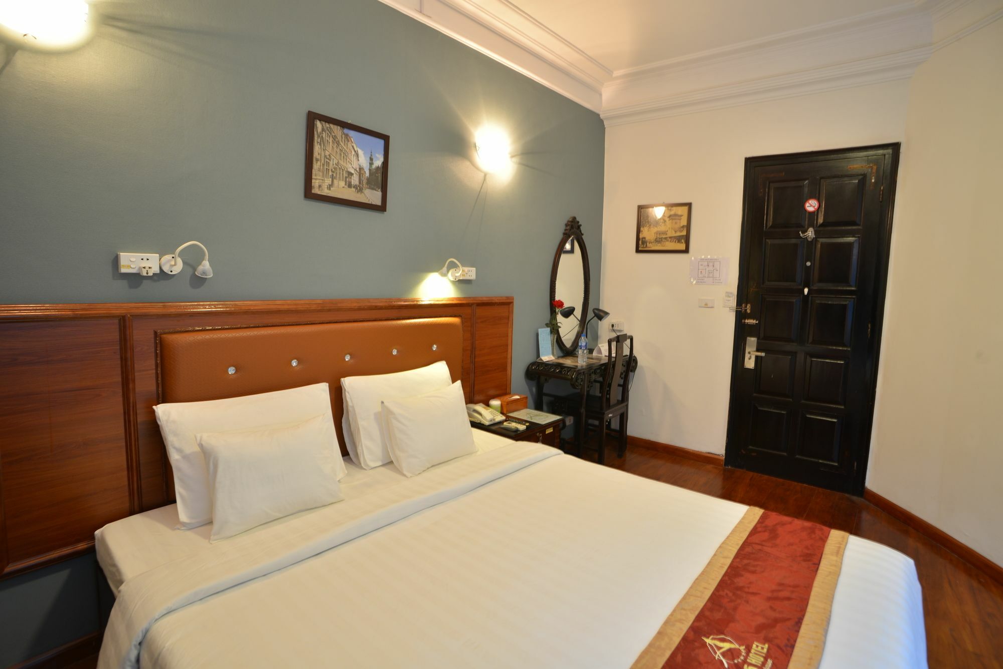 A25 Hotel - 96 Hai Ba Trung Hanoi Eksteriør billede